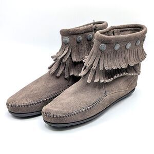 Minnetonka Double Fringe Side Zip Moccasin Ankle Booties Taupe Women's Size 7